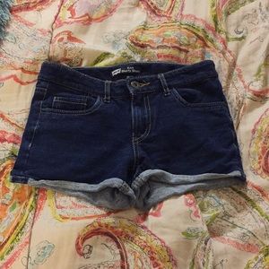 Girls Levi shorts